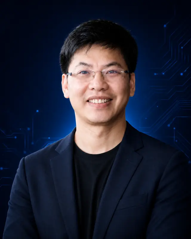 Hung Tran portrait