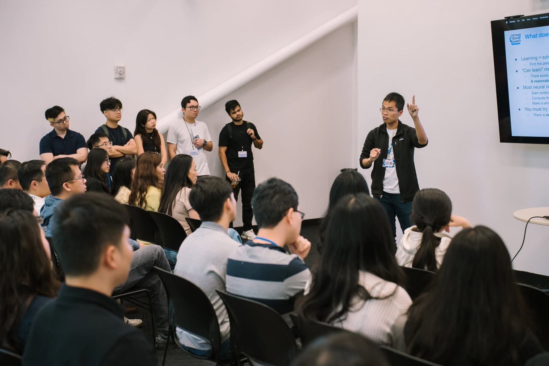Mock Interview with Professionals from Google, Amazon, Microsoft, TikTok, Walmart